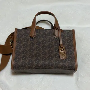 MICHEAL KORS 숄더백 브라운
