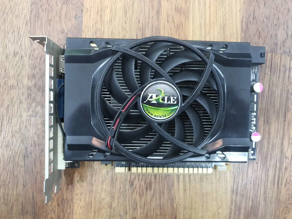 지포스 GTX 550 TI 1GB 그래픽카드