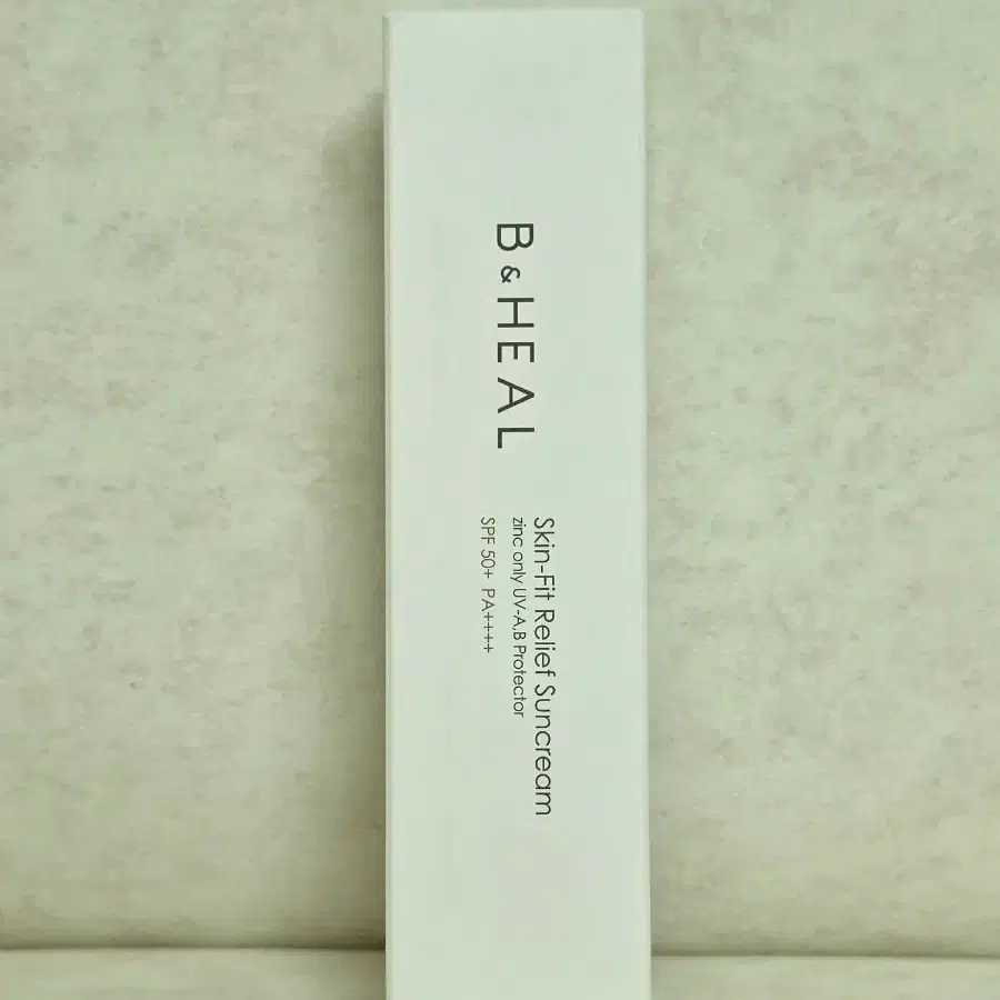 [새상품] 비앤힐 스킨핏 릴리프 트라넥삼산 기미 선크림 50ml