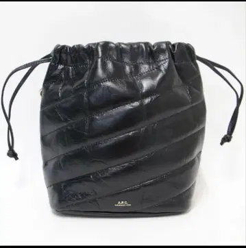 A.P.C. 숄더백 천연 가죽 블랙