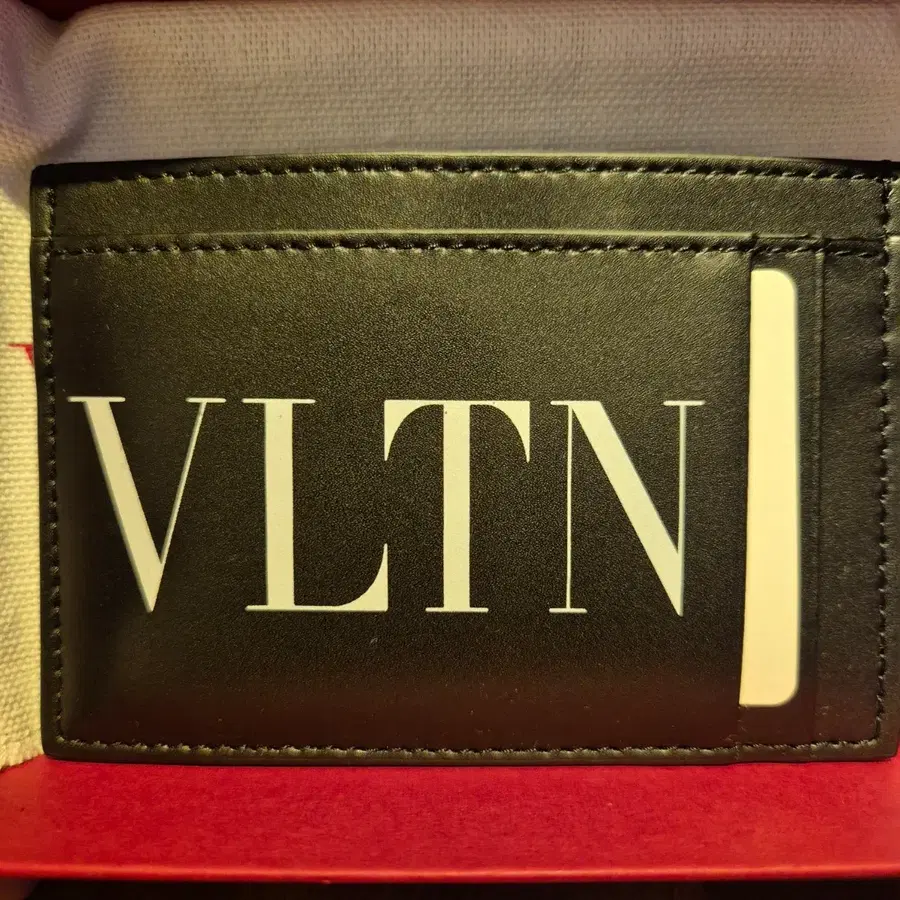 발렌티노 VLTN 카드지갑 블랙 정품새제품 저렴하게 급처