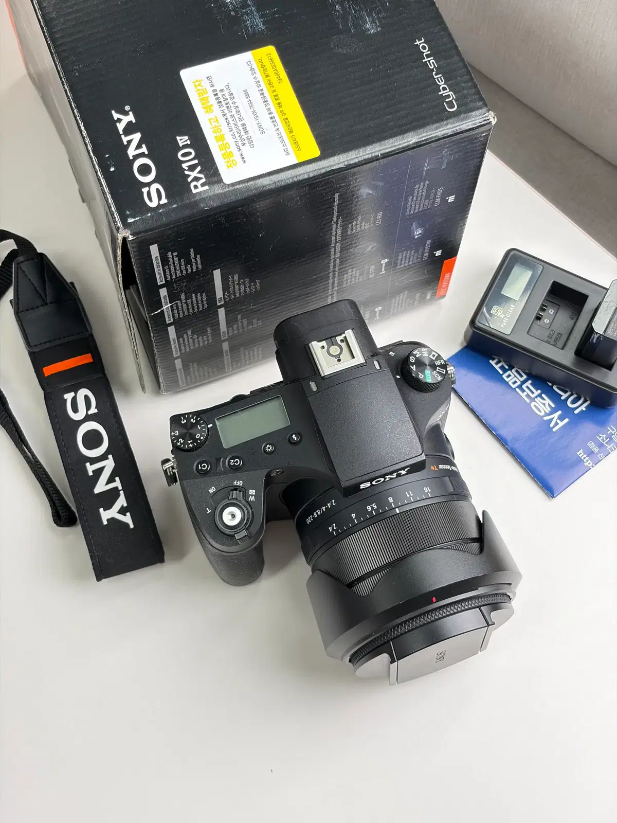 소니 RX10m4 , RX100m7 , 라이카 디럭스7 , 인스타 360