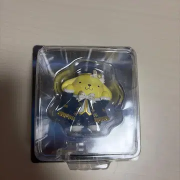 Sanrio Happy Kuji Holiday 폼폼푸딩 피규어