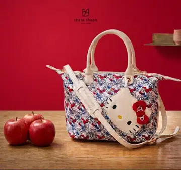 미사용 새상품 HELLO KITTY 백 화이트 ALLURE 콜라보