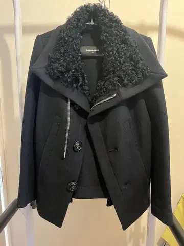 DSQUARED2 피코트 보아 옷깃 블랙 사이즈 36