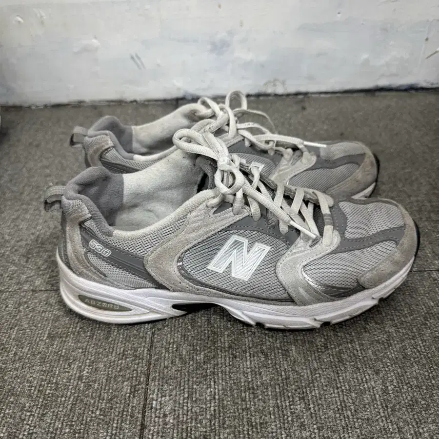 (250)뉴발란스 530