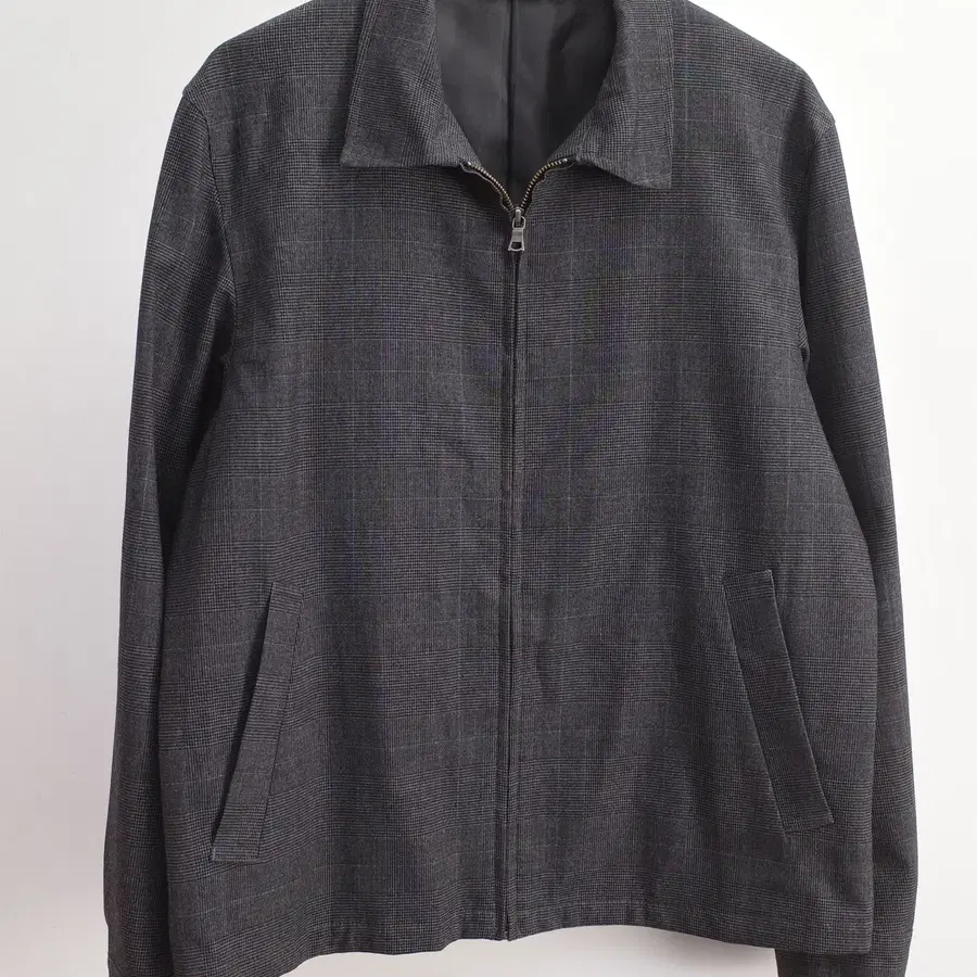 gu / check blouson