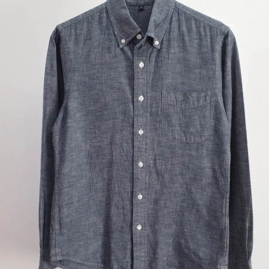 muji / chambray shirt