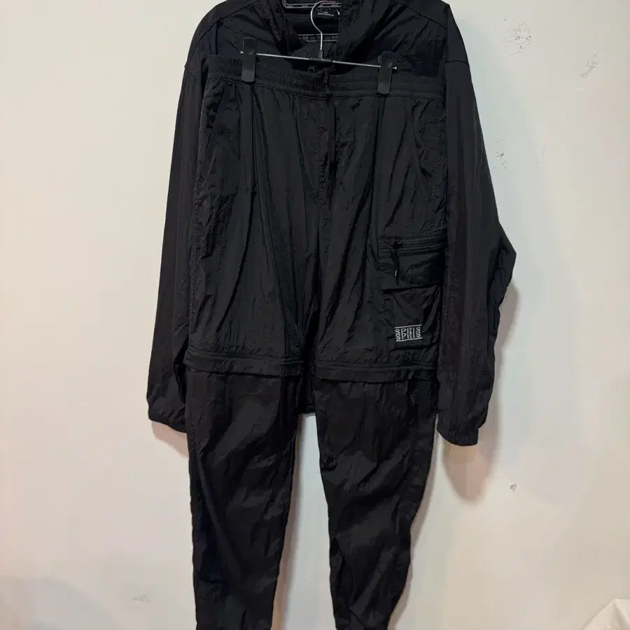 SPRIS 블랙 나일론 아노락 팬츠 세트 105