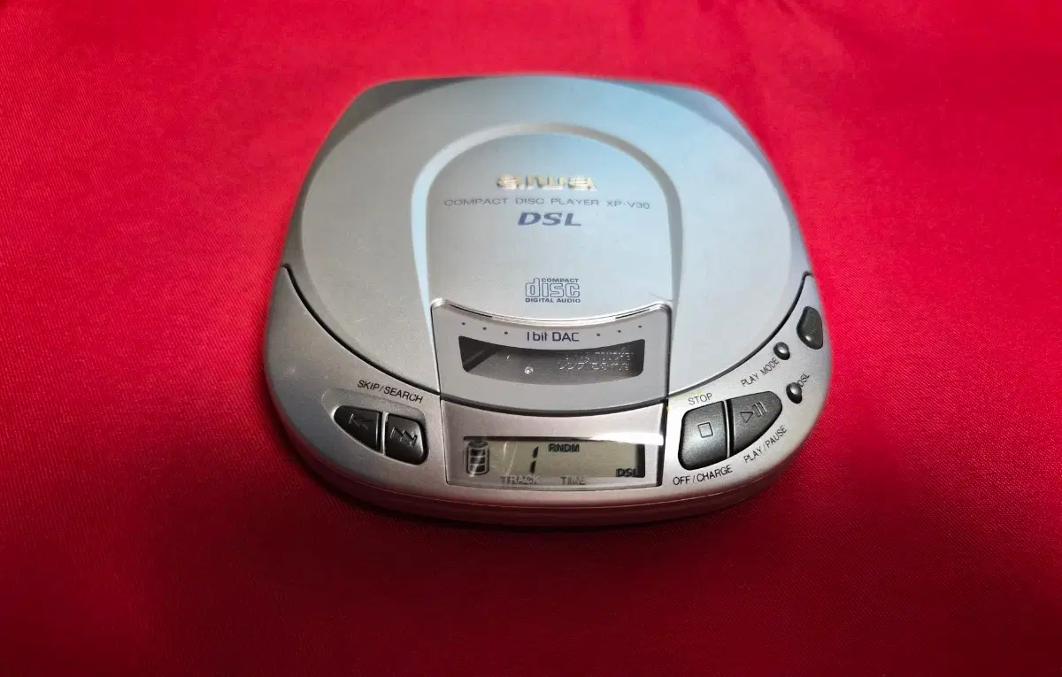 AIWA CDP XP-V30 깨끗한 정상작동품