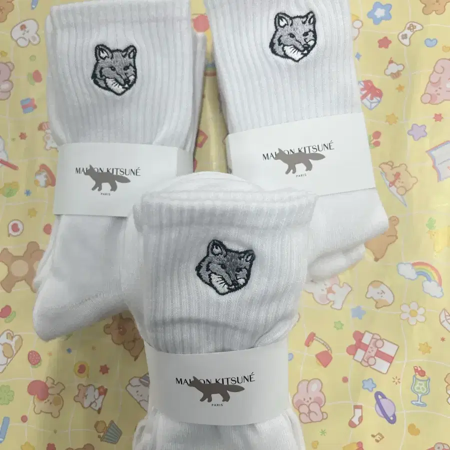 메종키츠네 새상품 양말