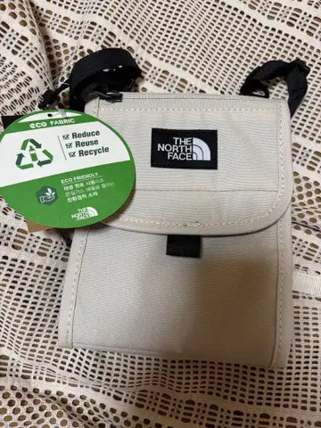 한국 THE NORTH FACE 슬림 파우치 사코슈 크림 새상품