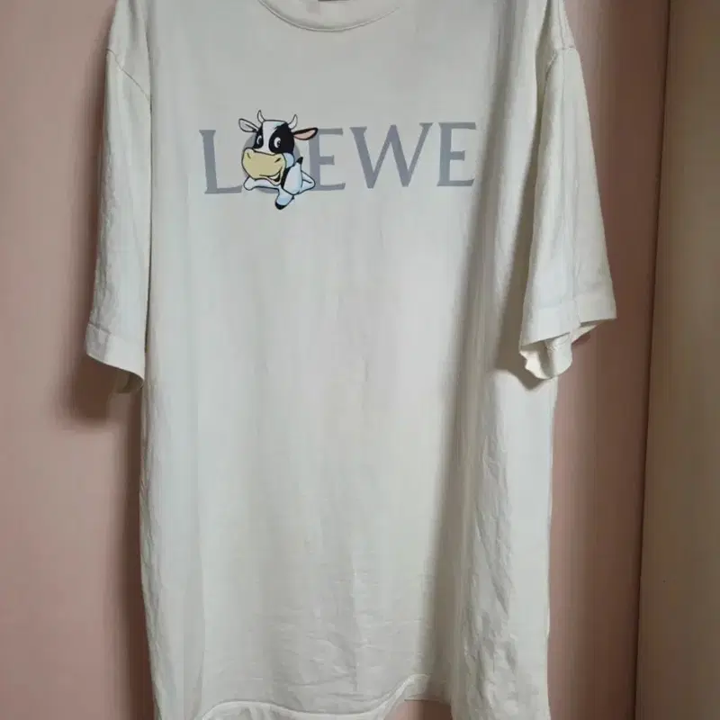 로에베 카우 그래픽 반팔 티셔츠