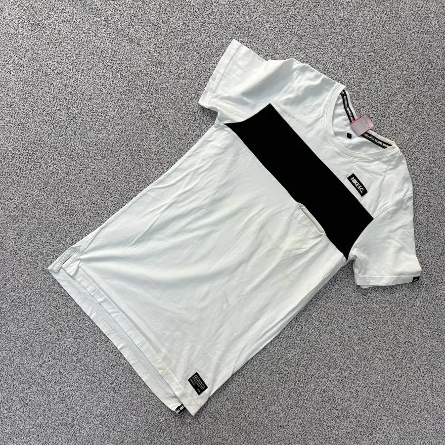 M 나이키 Nike 배색 반팔티 0708J2