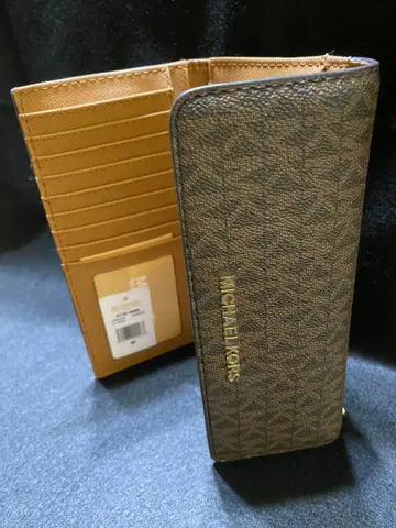 MICHAEL KORS 브라운 로고 패턴 장지갑