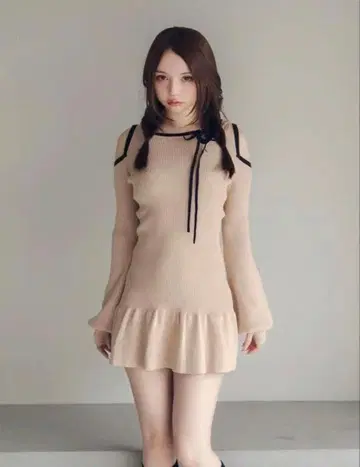 andmary Annie ribbon mini dress