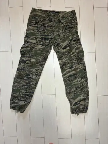 백 채널 타이거 카모 카고 팬츠 L 사이즈