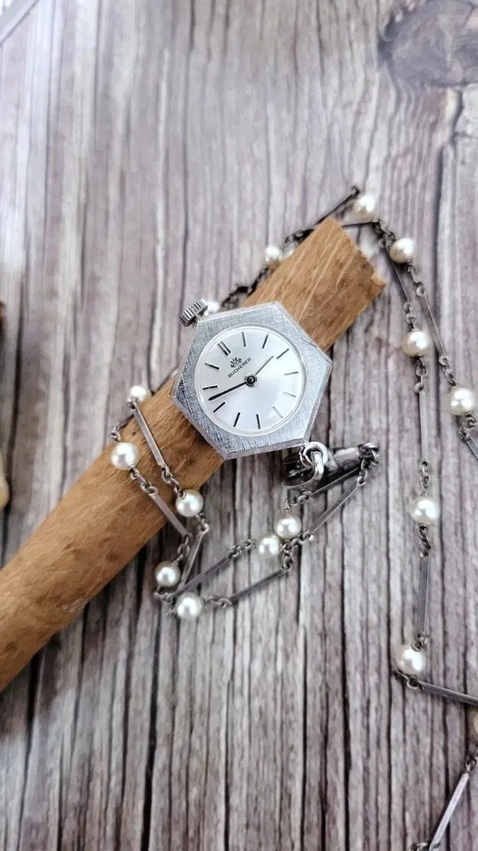 정품 부쉐러(BUCHERER) 빈티지 펜던트 워치 네크리스