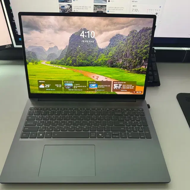 레노버 슬림3 16인치 IdeaPad Slim3 16ARP10 OLED
