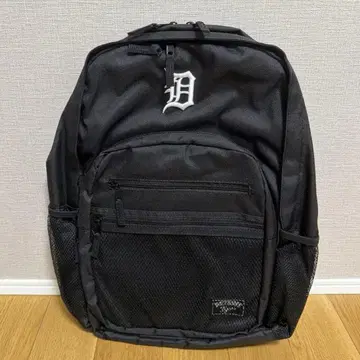새상품 MLB 더블 메쉬 포켓 부착 백팩 블랙