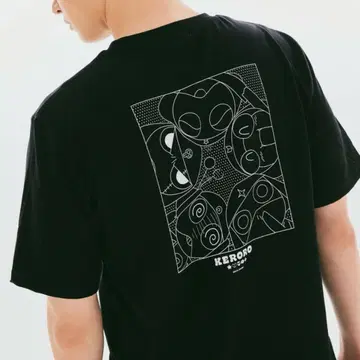 SPAO 개구리 중사 케로로 T셔츠 블랙 M 새상품 미개봉 한국