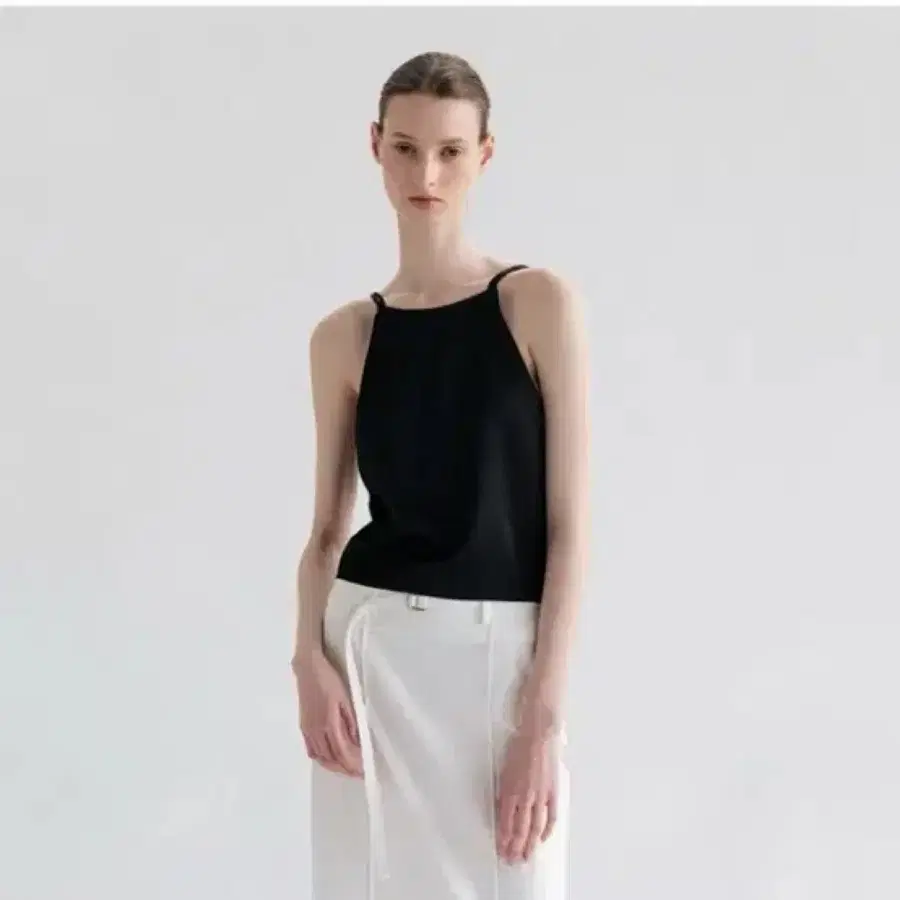 le 르 double strap halter-neck top