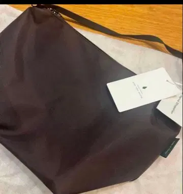 에르베샤 펠리에 그린 라벨 별주 다크 브라운 나일론 숄더백