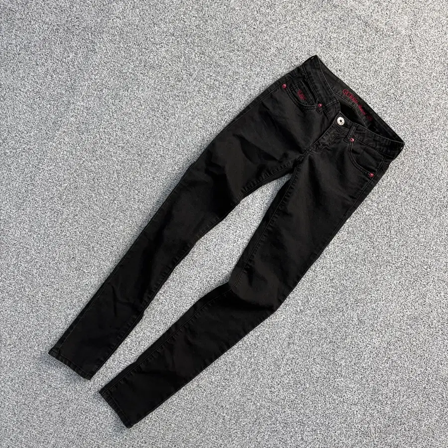 24 게스 여성 Guess 흑청 스키니 청바지 0708J1