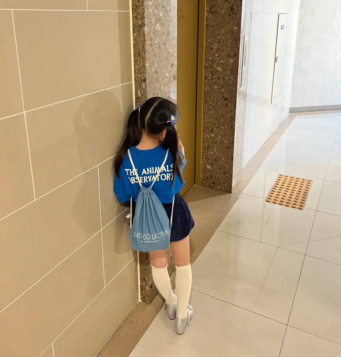 타오 블루 티셔츠 6y