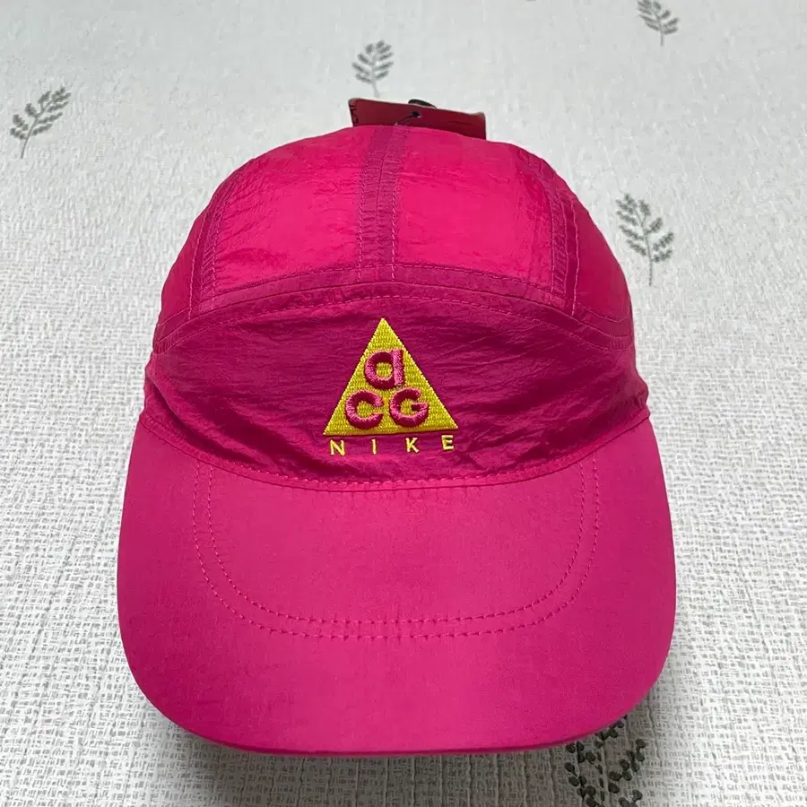 나이키 ACG 테일윈드 캡 핑크