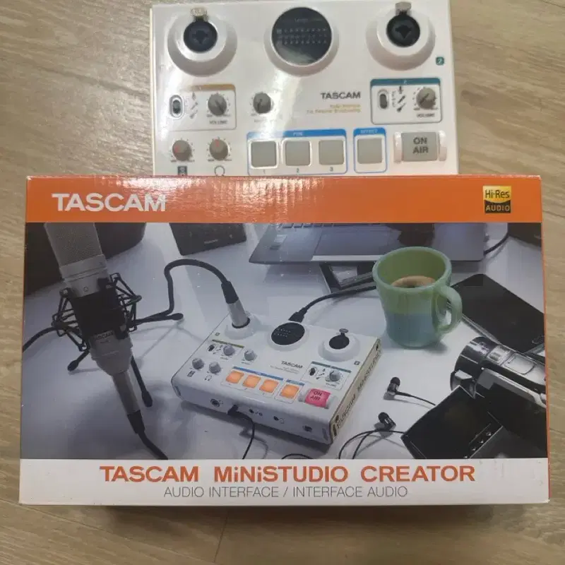 TASCAM 미니 스튜디오 크리에이터 US-42 오디오 인터페이스