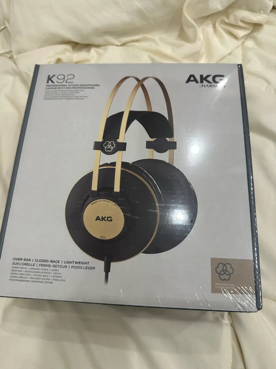 AKG K92 에이케이지 유선 모니터 헤드폰 밀폐형 오버이어