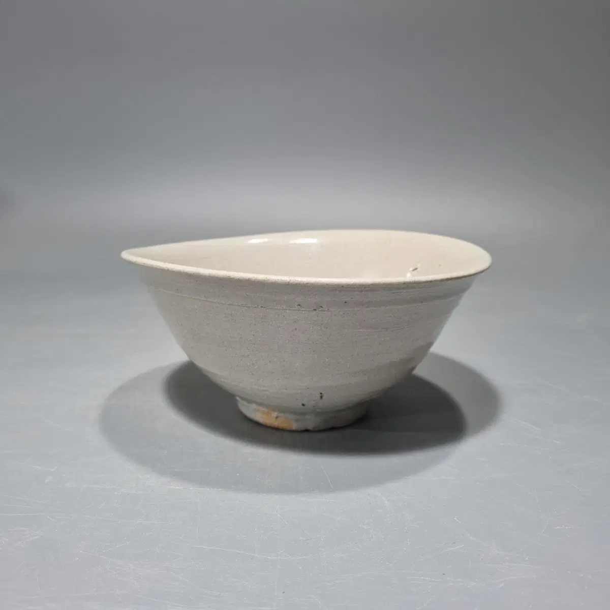 백자 대접 다완 (지름 16.5cm, 높이 8cm)