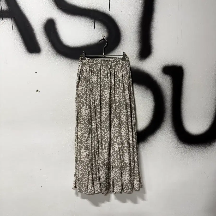 VTG 빈티지 뮤트 그레이 잔꽃 패턴 플레어 롱스커트