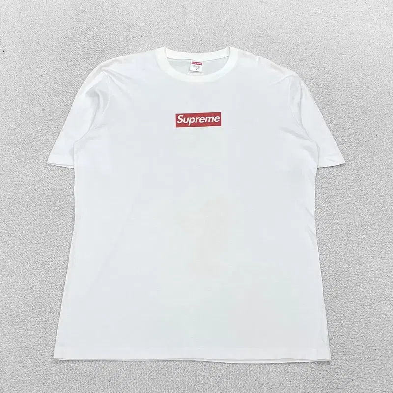 슈프림 Supreme 20주년 박스로고 반팔티 화이트