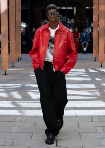 sacai 25ss 가죽 자켓 레드