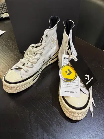 새상품! 통굽! Converse All Star 하이컷 스니커즈