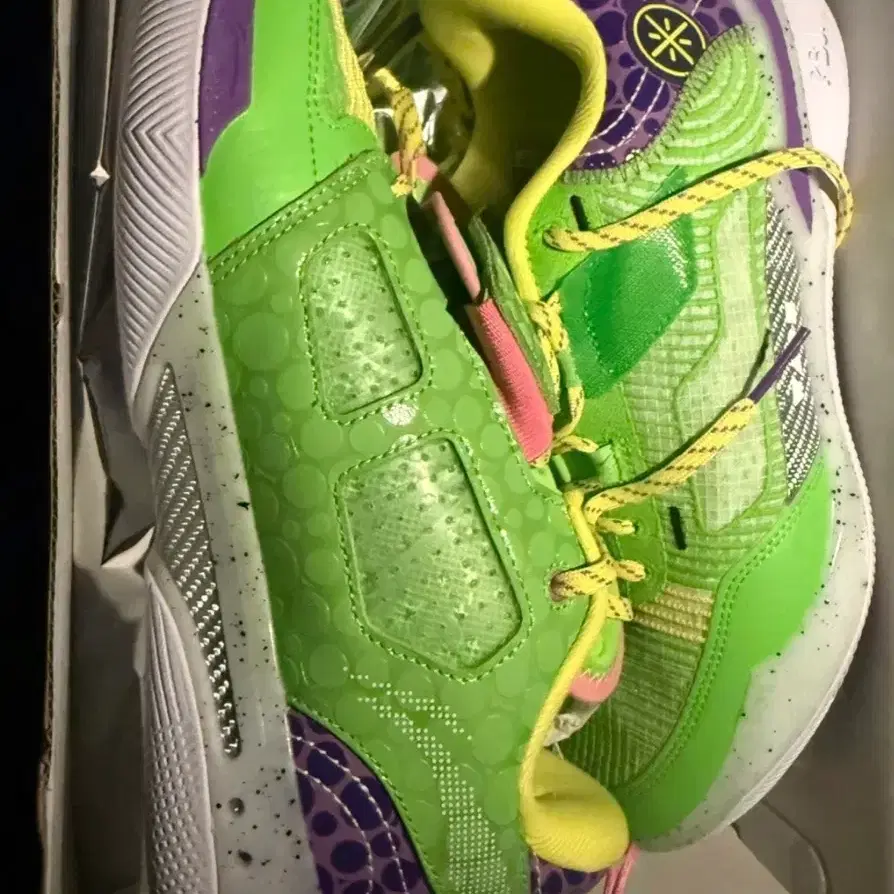 리닝 WAY OF WADE 808 V4 ULTRA