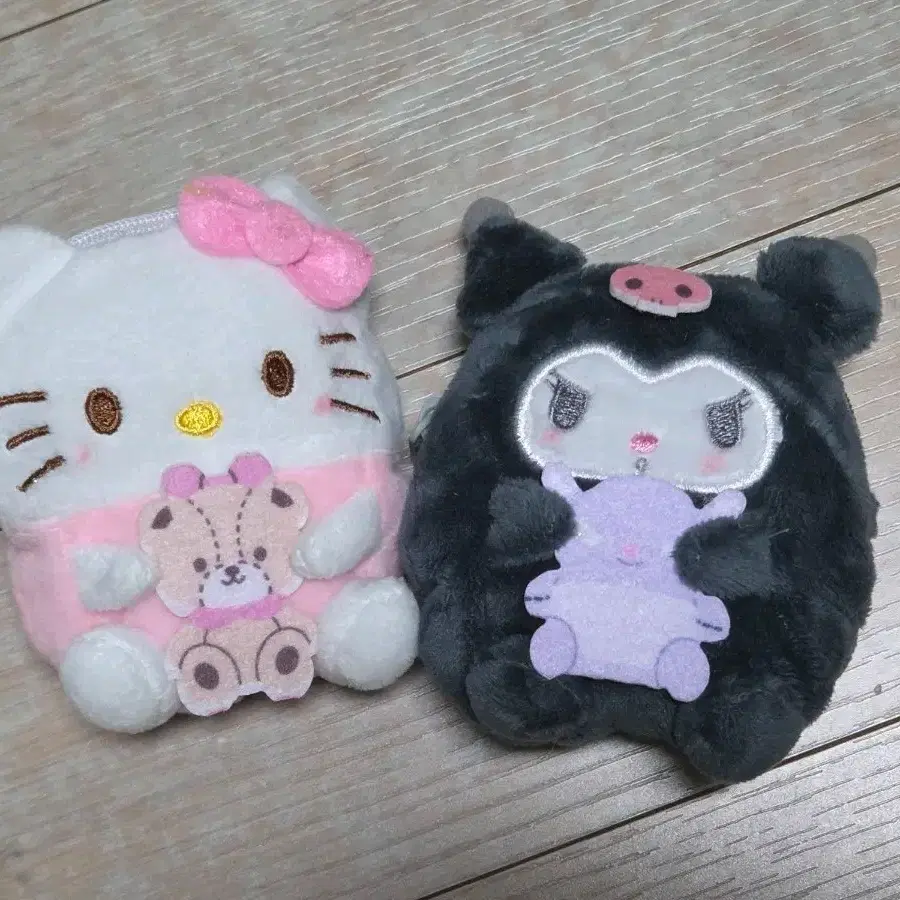 일괄시9천원) 산리오 헬로키티 쿠로미 동전지갑 파우치 키링