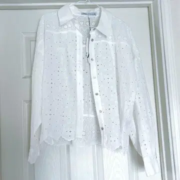 새상품 새상품급 ZARA 자라 아우터 셔츠 비치는 꽃무늬 블라우스