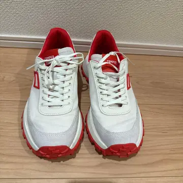 CAMPER 스니커즈