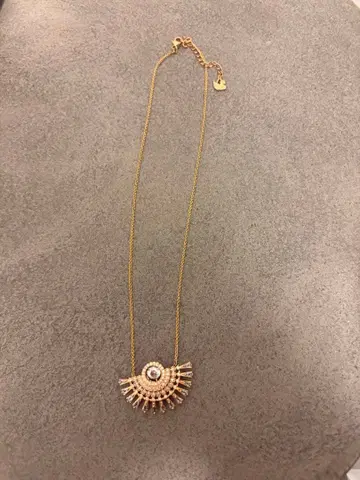 빈첸초 착용 레어 상품 Swarovski 핑크 골드 목걸이