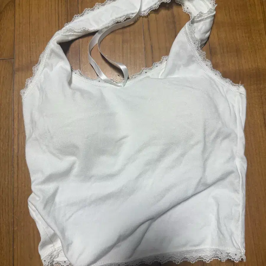 캡내장홀터나시
