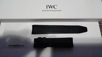 IWC 포르투기저 제크로노그래프 정품 고무 벨트 블랙