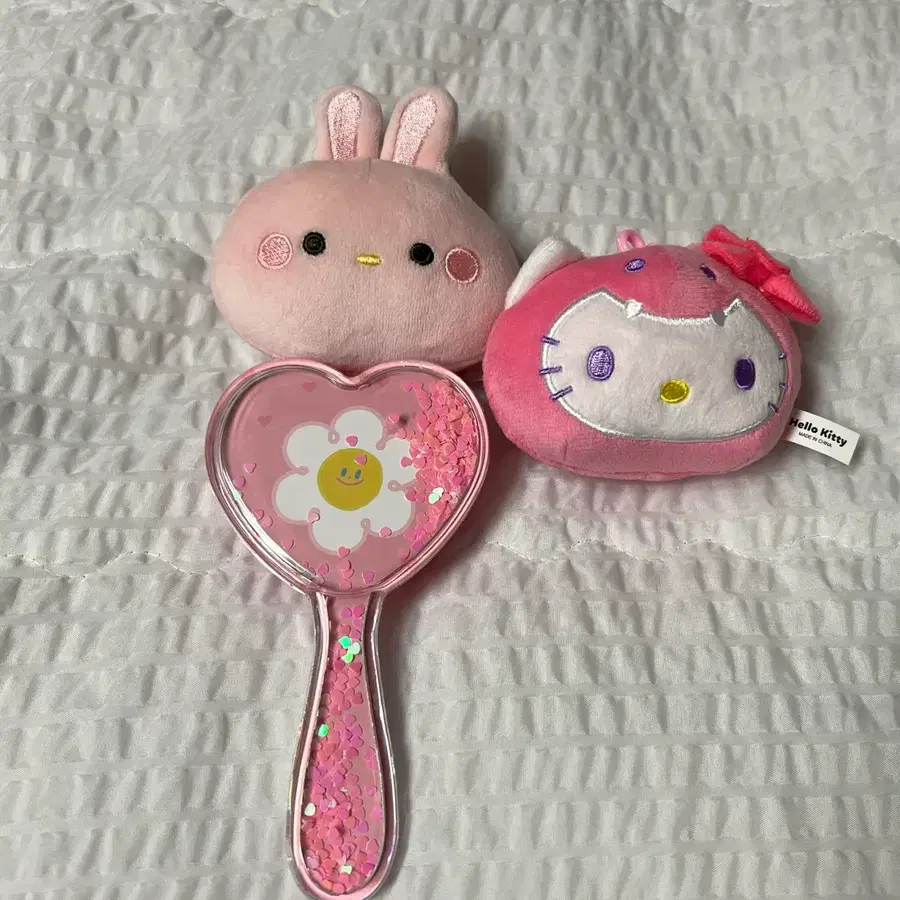 인형 + 브러쉬 빗