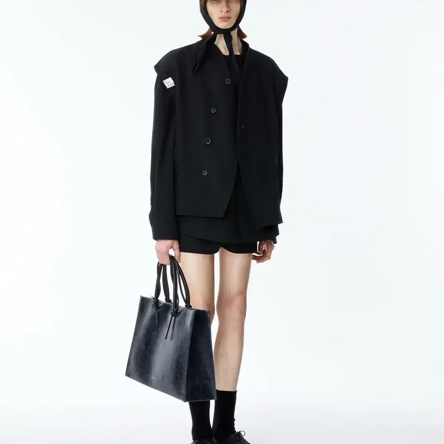 아더에러 24ss Aete 베스트 블랙 XL