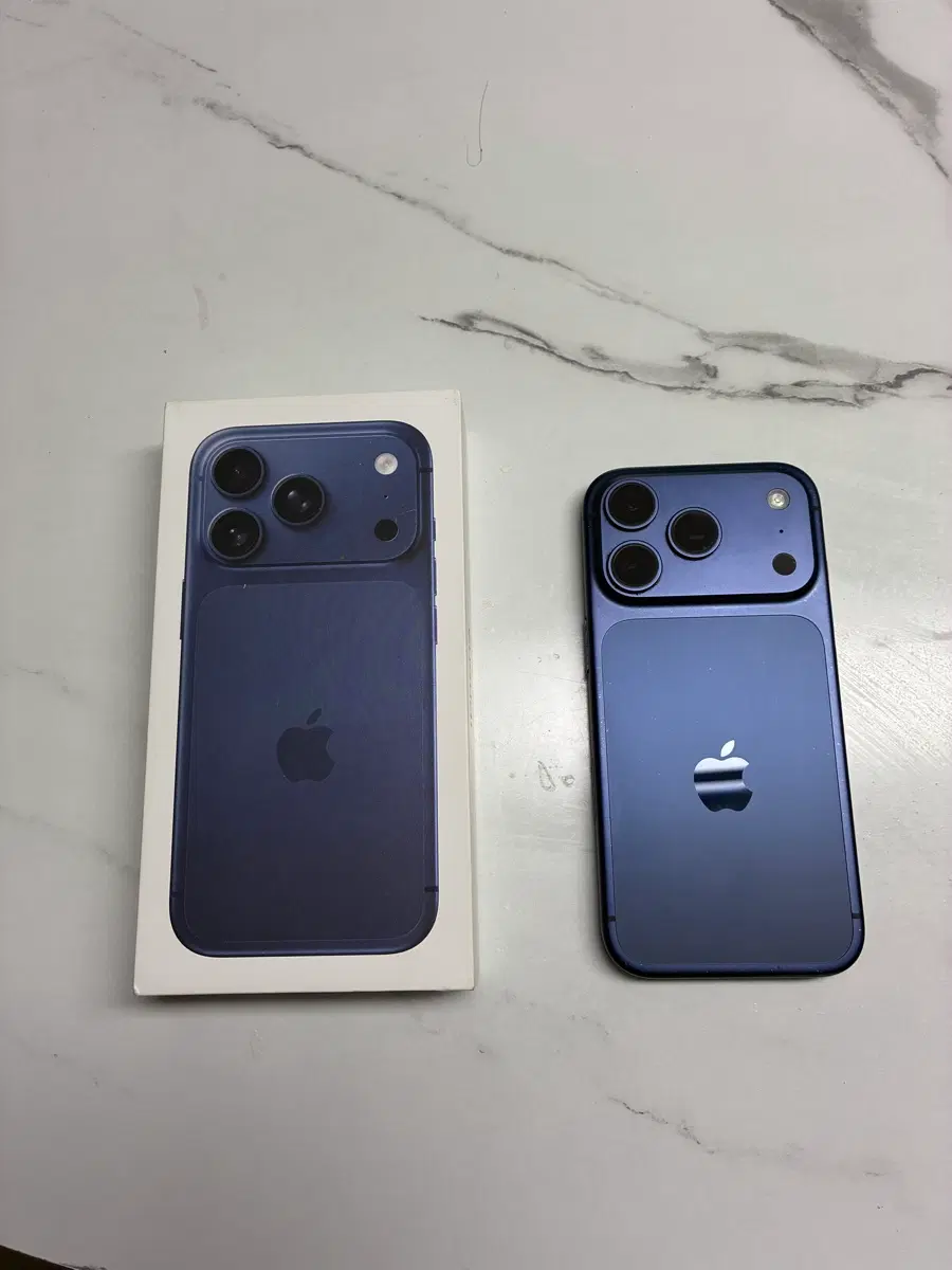 아이폰 17프로 256gb 딥블루