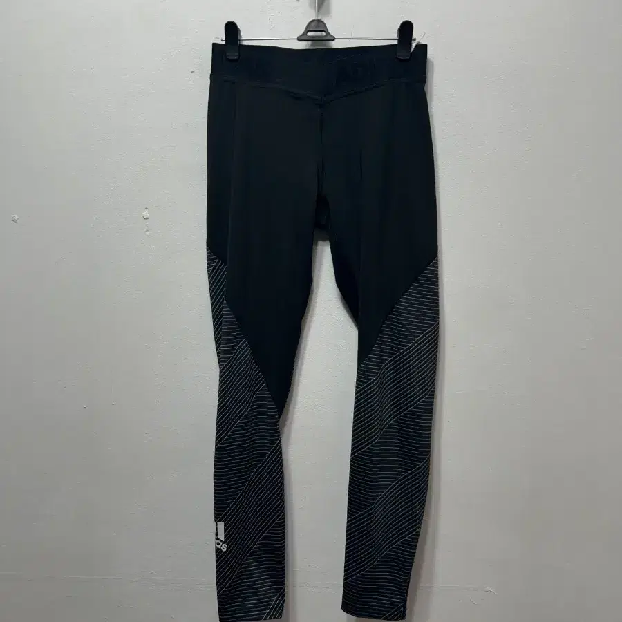 아디다스 레깅스 M