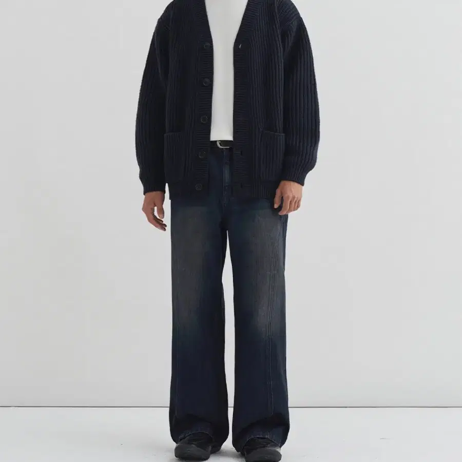 드로우핏 커브드 인시전 라인 데님 팬츠 [SLATE BLUE]