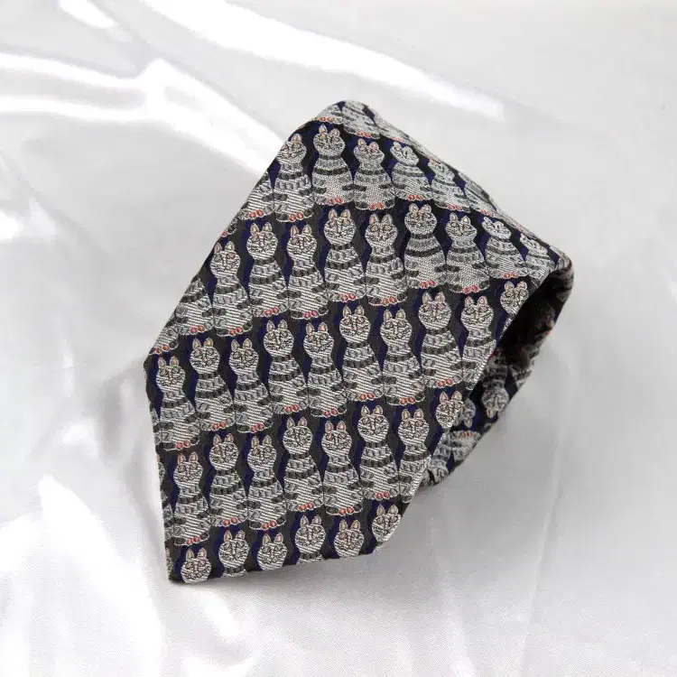 폴스미스 9.1cm S등급 고양이 이태리 명품넥타이